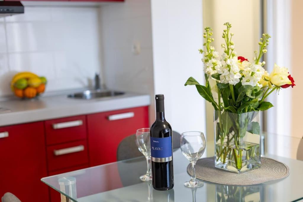 Bella Vista - Cozy Apartments With Easy Check-In And Free Parking Сплит Экстерьер фото