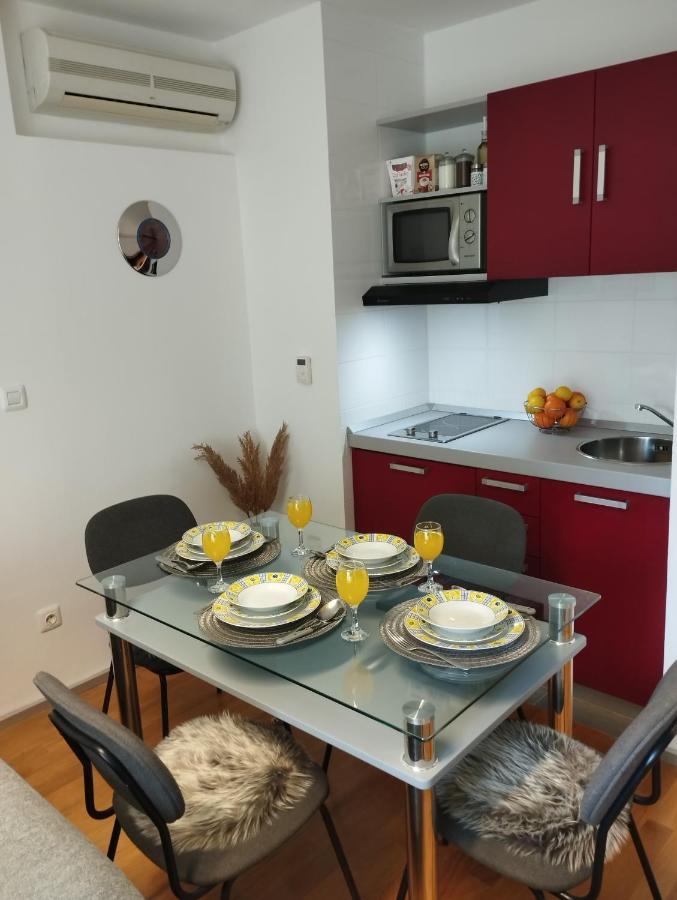 Bella Vista - Cozy Apartments With Easy Check-In And Free Parking Сплит Экстерьер фото