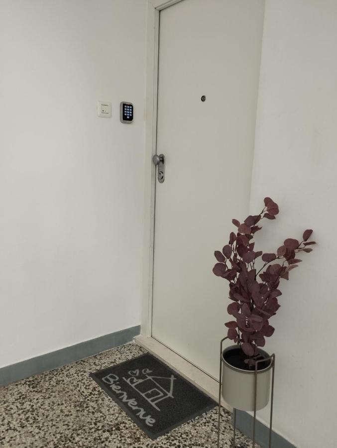 Bella Vista - Cozy Apartments With Easy Check-In And Free Parking Сплит Экстерьер фото