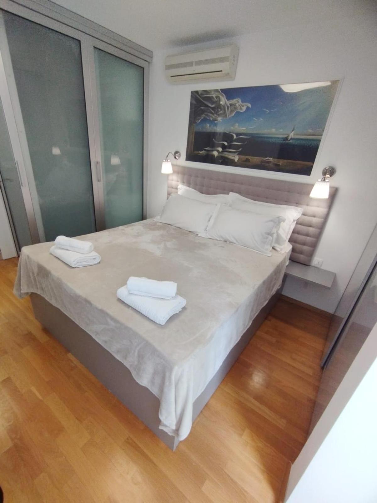 Bella Vista - Cozy Apartments With Easy Check-In And Free Parking Сплит Экстерьер фото